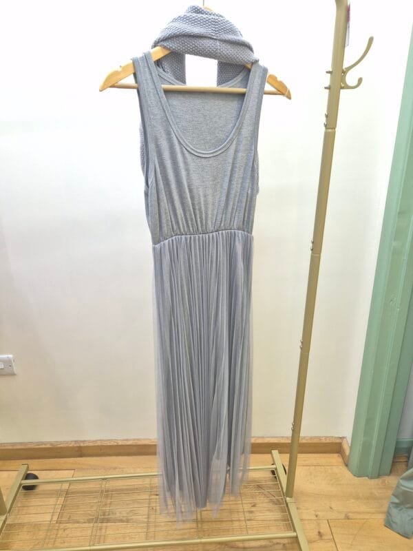 Tulle Dress & Texture Batwing Jumper Set In Grey