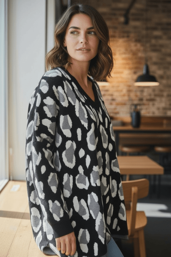 2026/01/1000388734.png V-Neck Relaxed Grey/Black Leopard Print Jumper