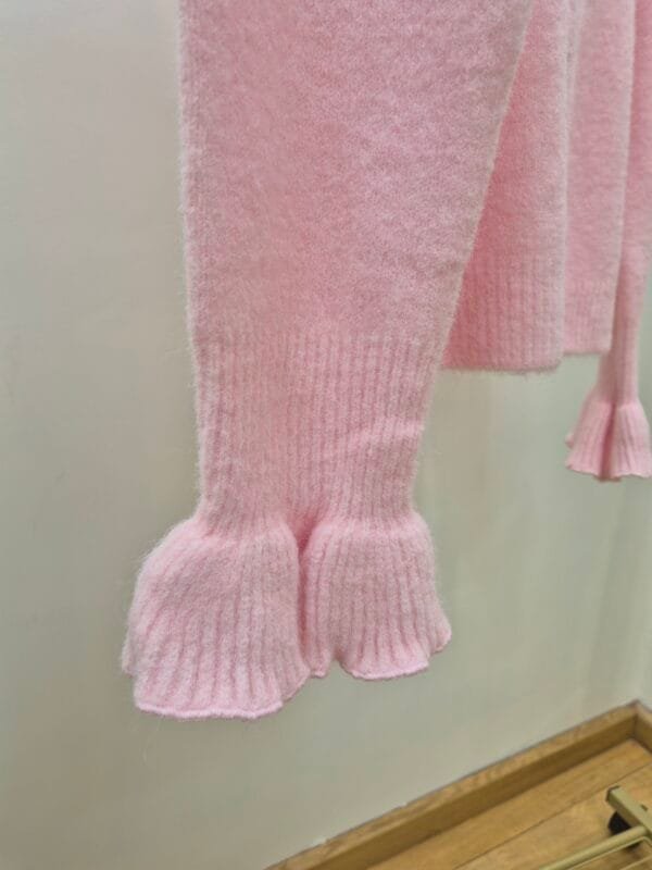 Women’s Soft Pink Cardigan With Ruffle Cuffs