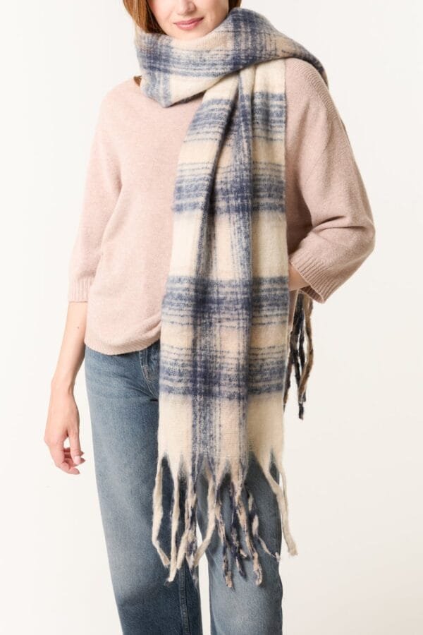 2026/01/1000389424.jpg Fluffy Knit Tartan Tassel Scarf