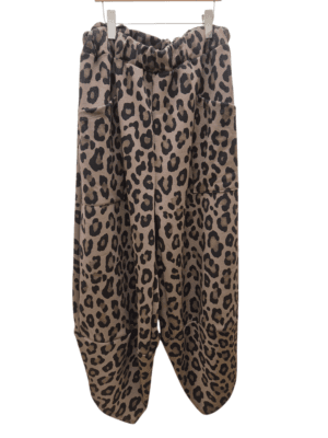 2026/01/1000390182.png Leopard print Harem-Style Joggers