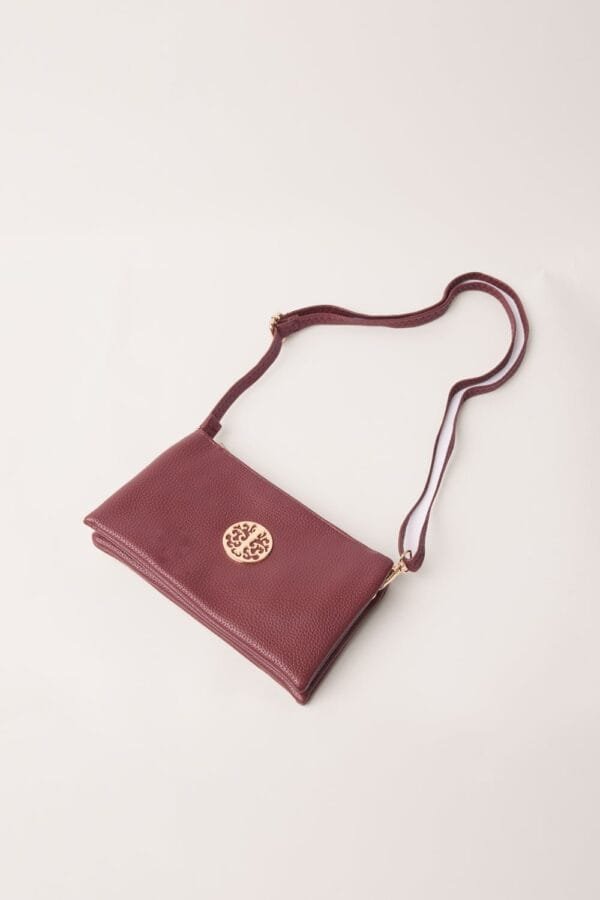 2026/01/1000390983.jpg Burgundy Gold-Detail Medium Clutch