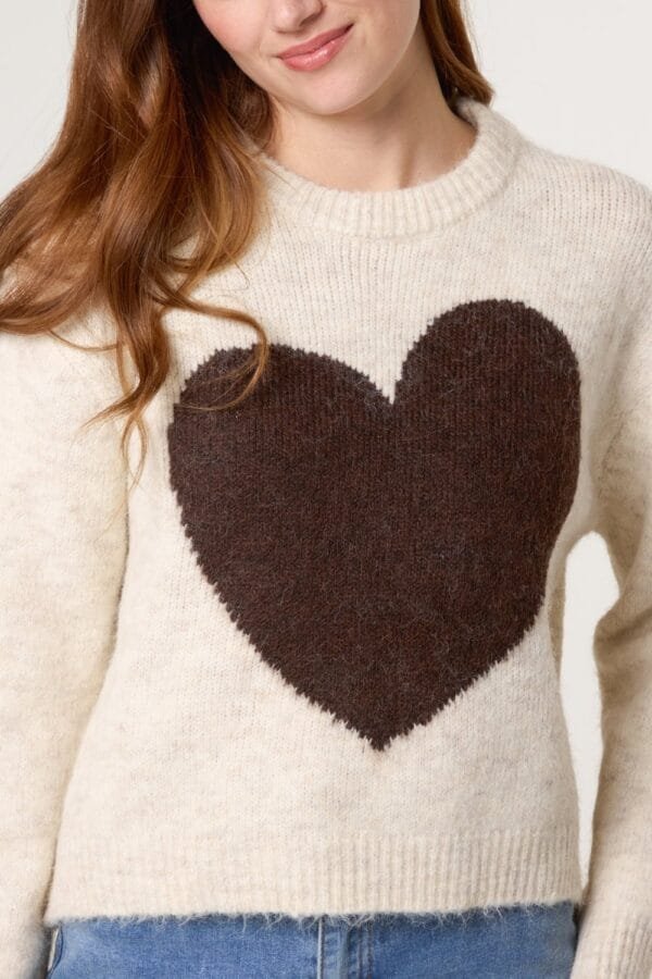 2026/01/1000391724.jpg Cream Jumper with Brown Heart