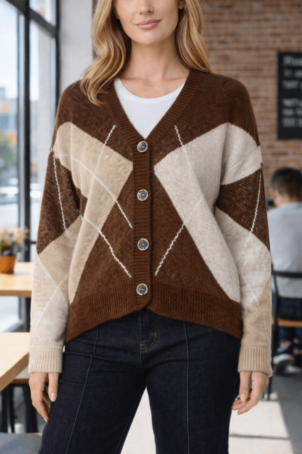 2026/01/1000392699.png Brown & Beige Argyle V-Knit Cardigan