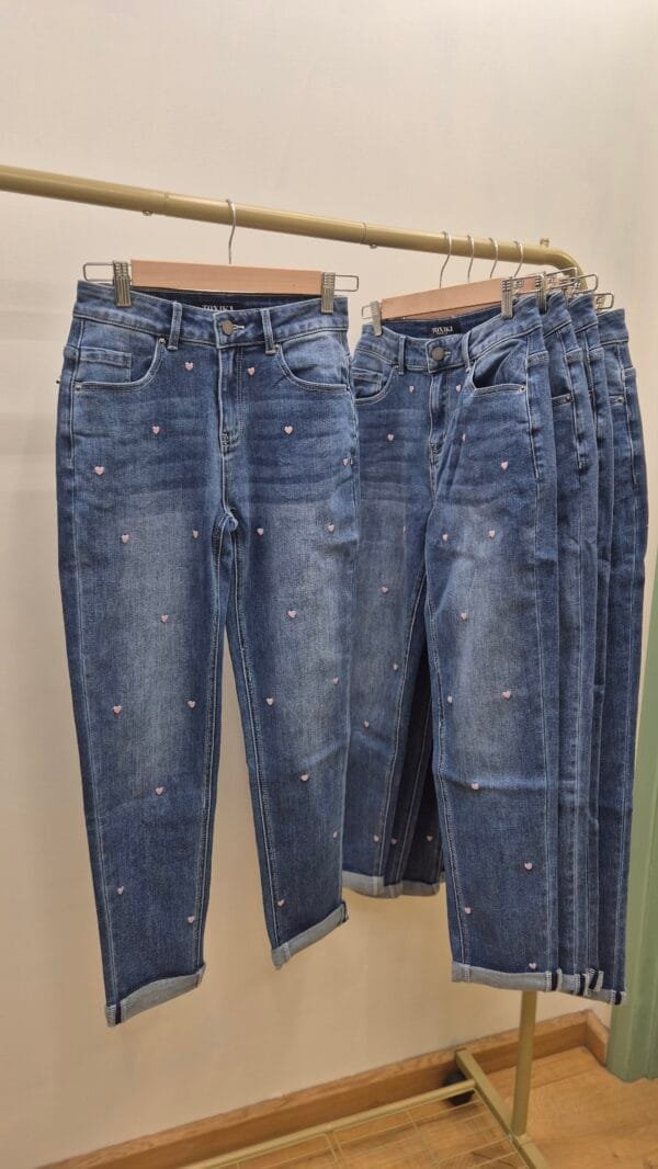 2026/02/1000396958-scaled.jpg Embroidered Heart Jeans