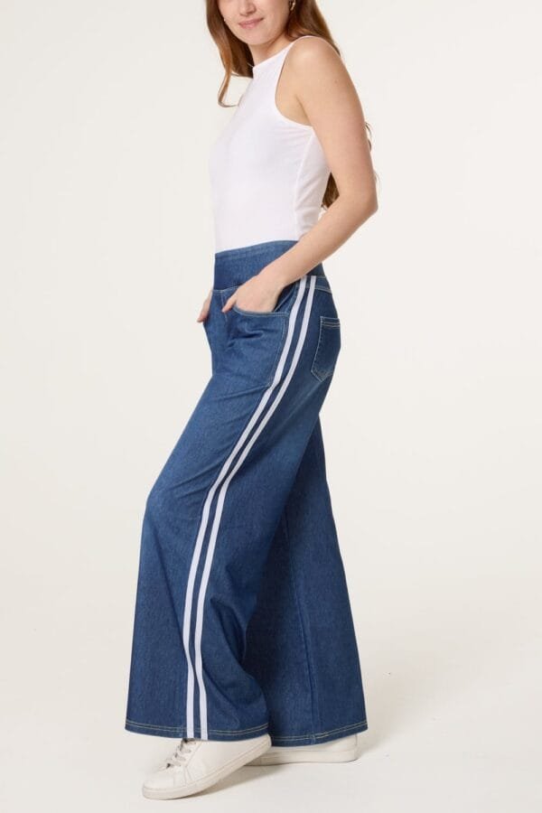 Stripe Detail Wide Leg Denim Jeans