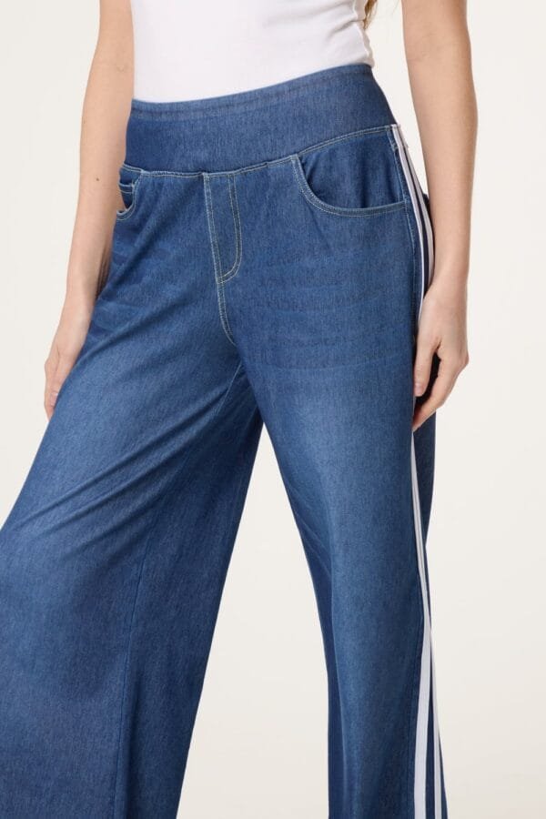Stripe Detail Wide Leg Denim Jeans