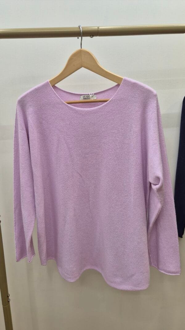Classic Scoop Neck Fine Knit