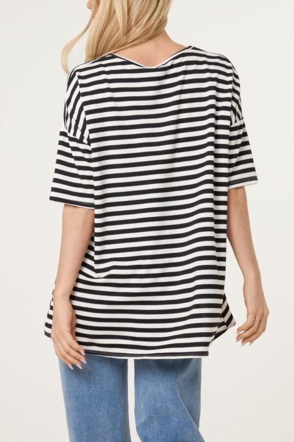 2026/04/1000485087.jpg Relaxed V-Neck Stripe Top