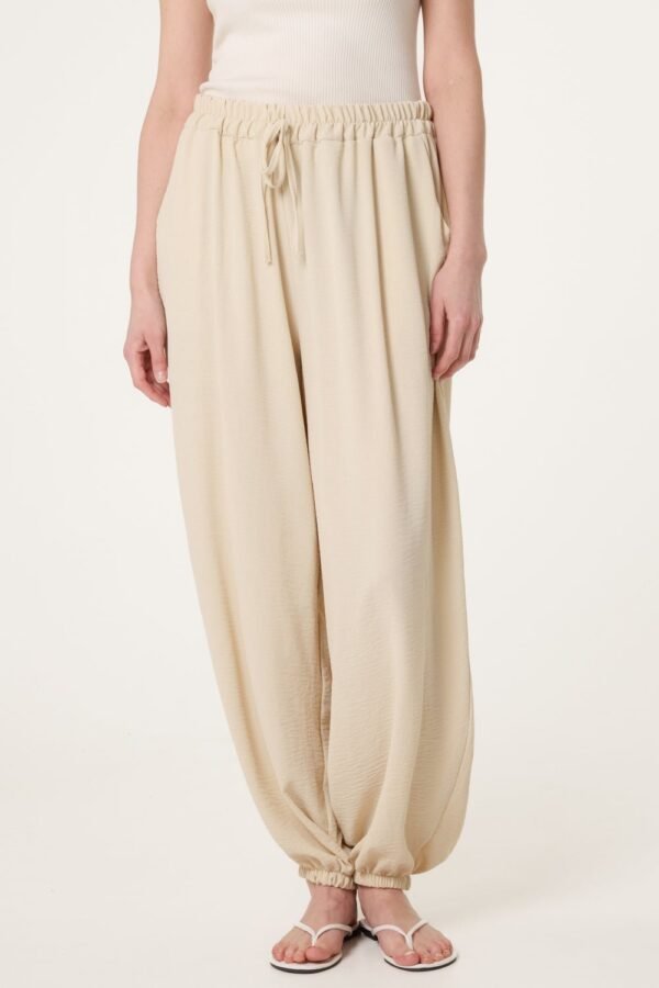 Relaxed Drawstring Harem Trousers