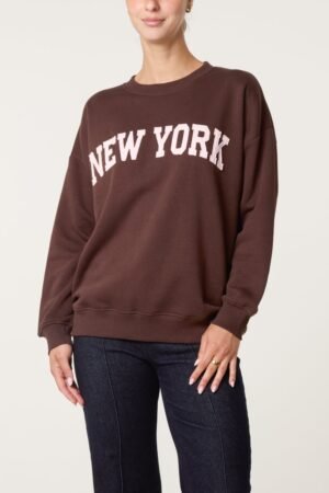 2026/08/1000472866-2.jpg New York Slogan Sweatshirt