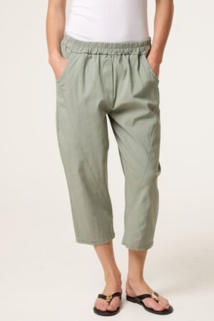 2026/08/1000483121-2.jpg Capri Magic Trousers