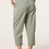 2026/08/1000483123.jpg Capri Magic Trousers