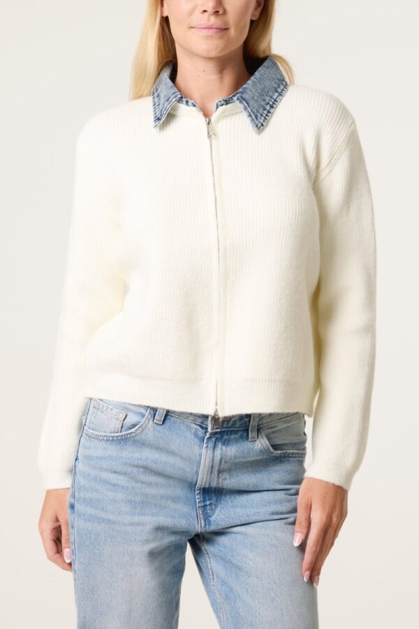 2026/08/1000484944-2.jpg Cream Denim Collar Zip Knit