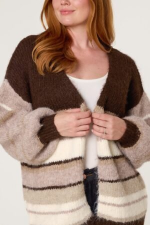 2026/10/1000508597.jpg Striped Wool Blend Cardigan – One Size