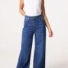 Wide Leg Jeans-Mid Blue